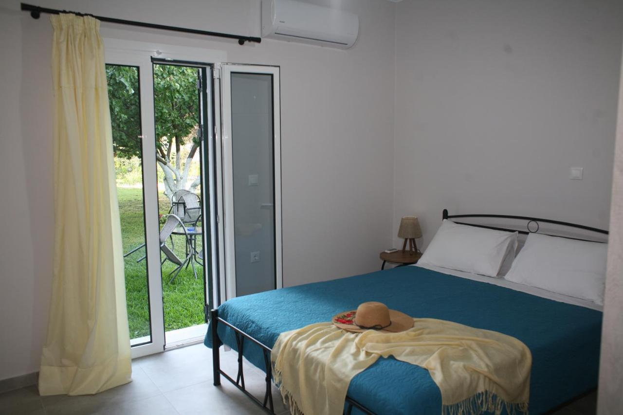 Aeraki Apartment Lefkada City Ngoại thất bức ảnh